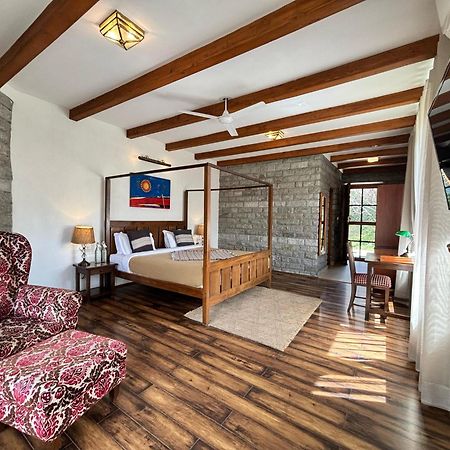 Larisa Resort Manali Exterior photo