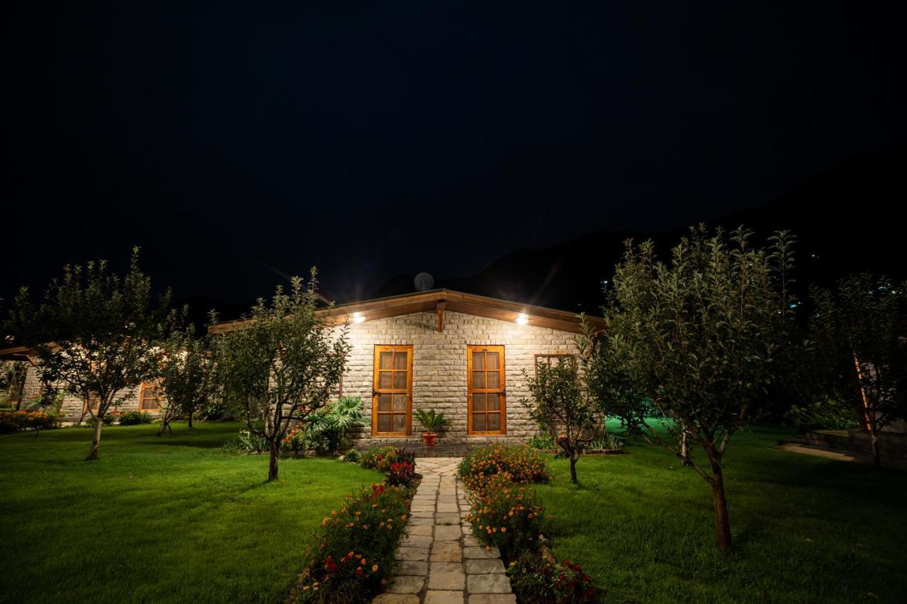 Larisa Resort Manali Exterior photo