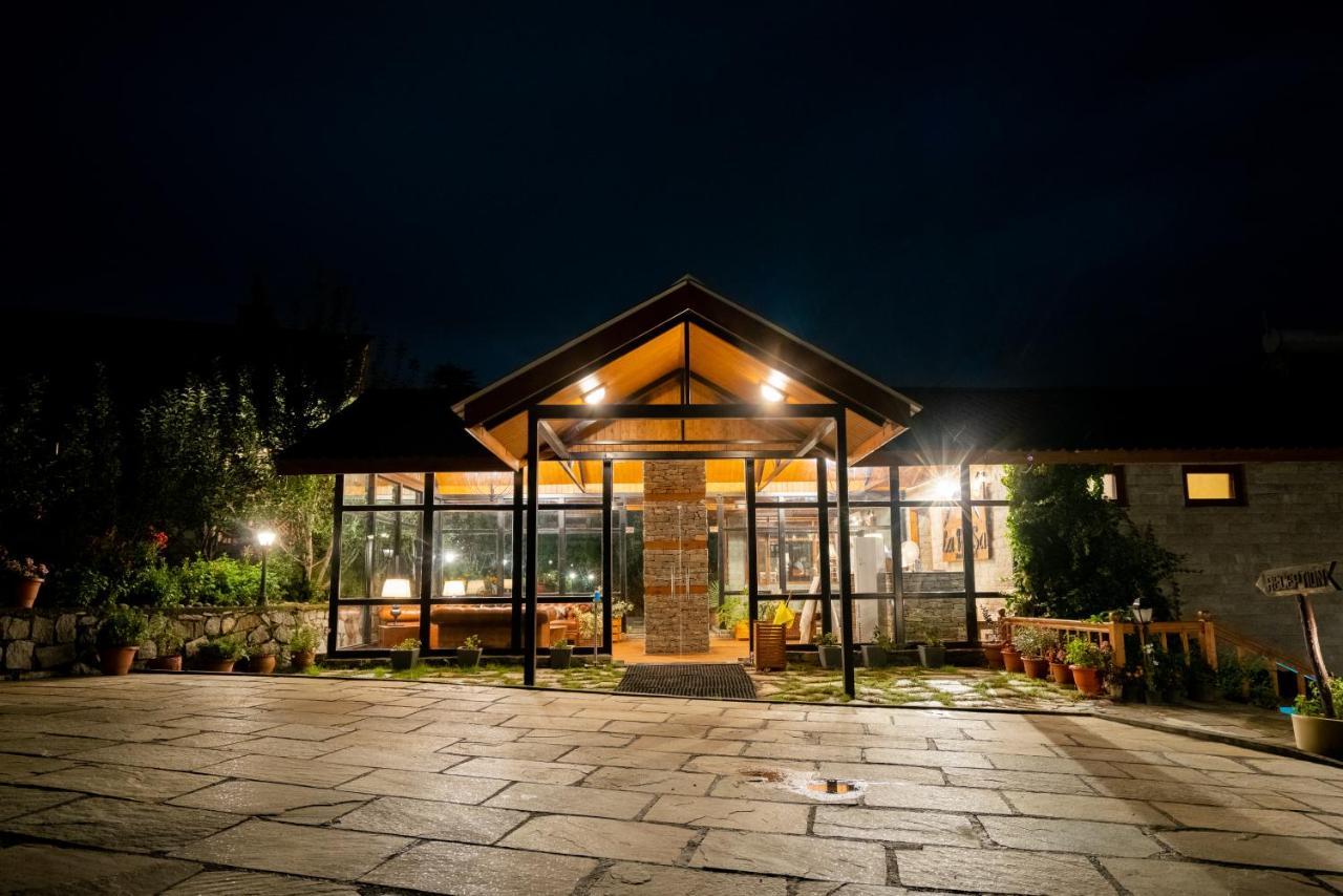 Larisa Resort Manali Exterior photo