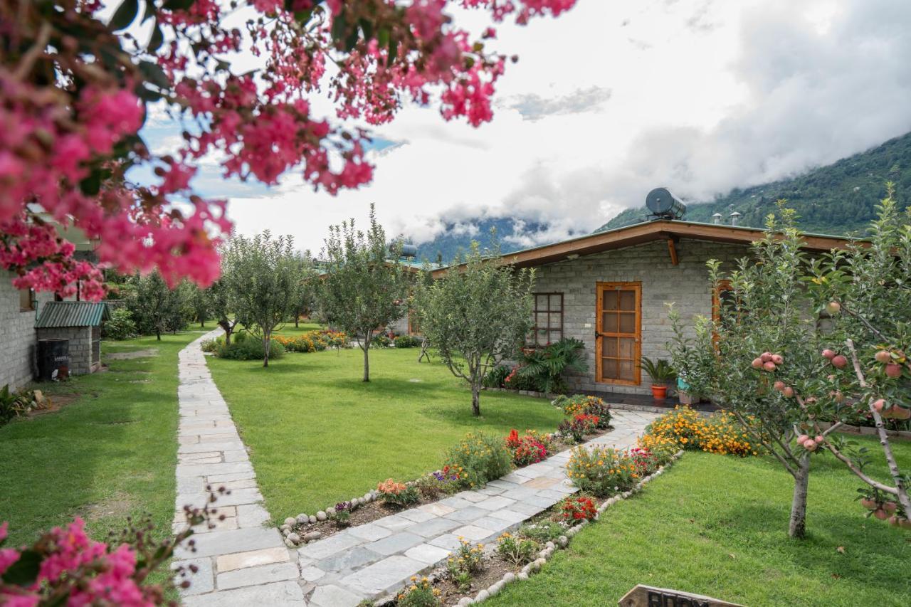 Larisa Resort Manali Exterior photo