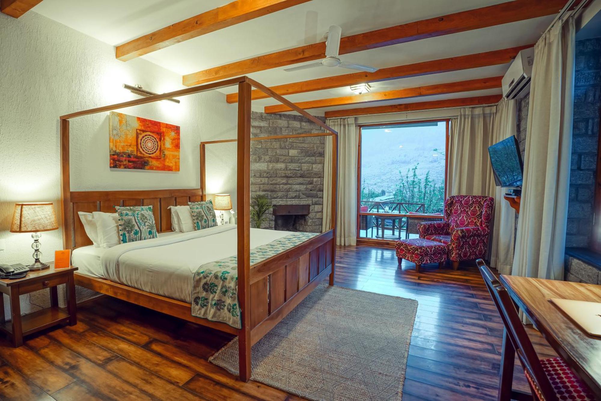 Larisa Resort Manali Exterior photo