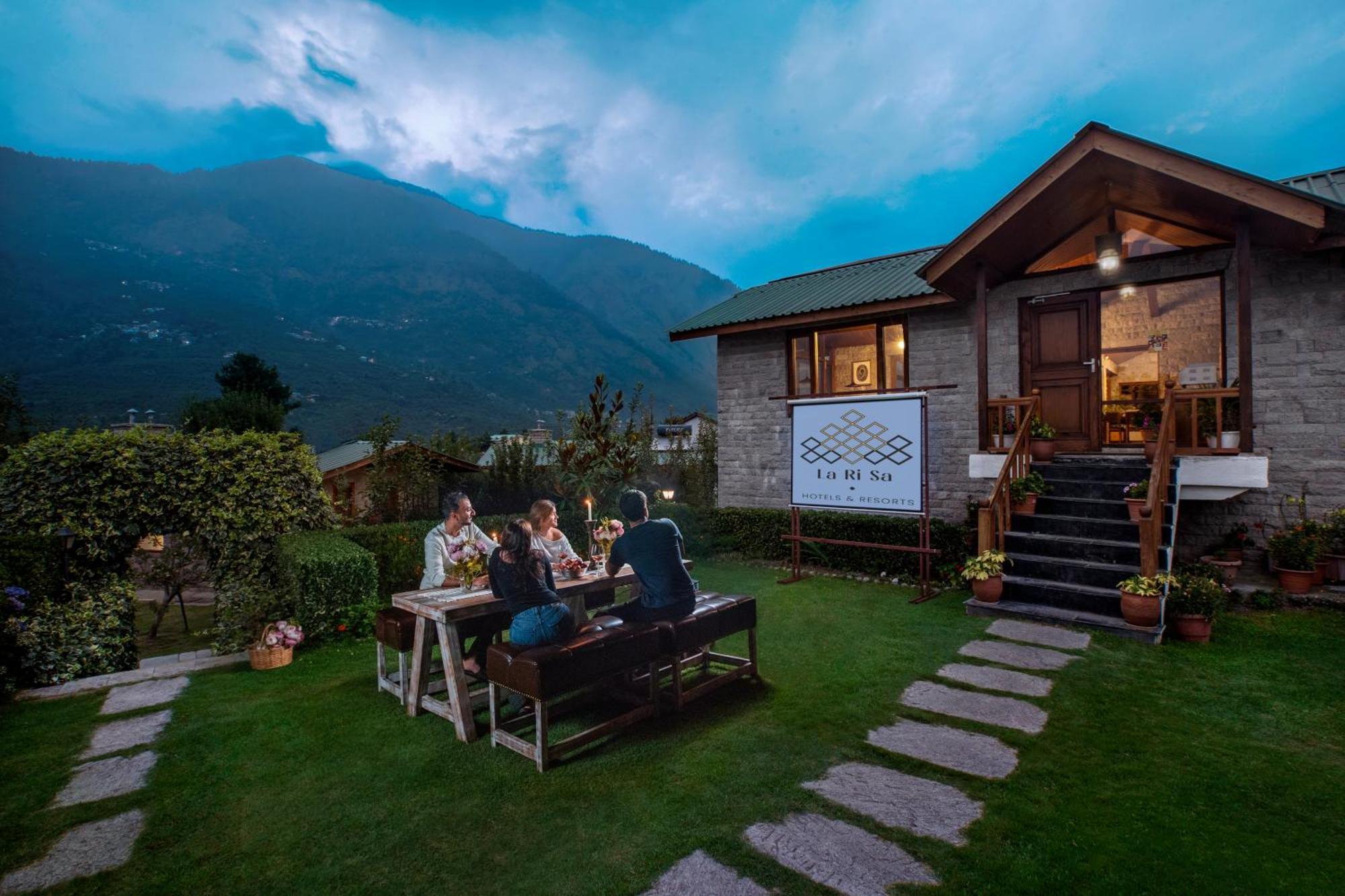 Larisa Resort Manali Exterior photo
