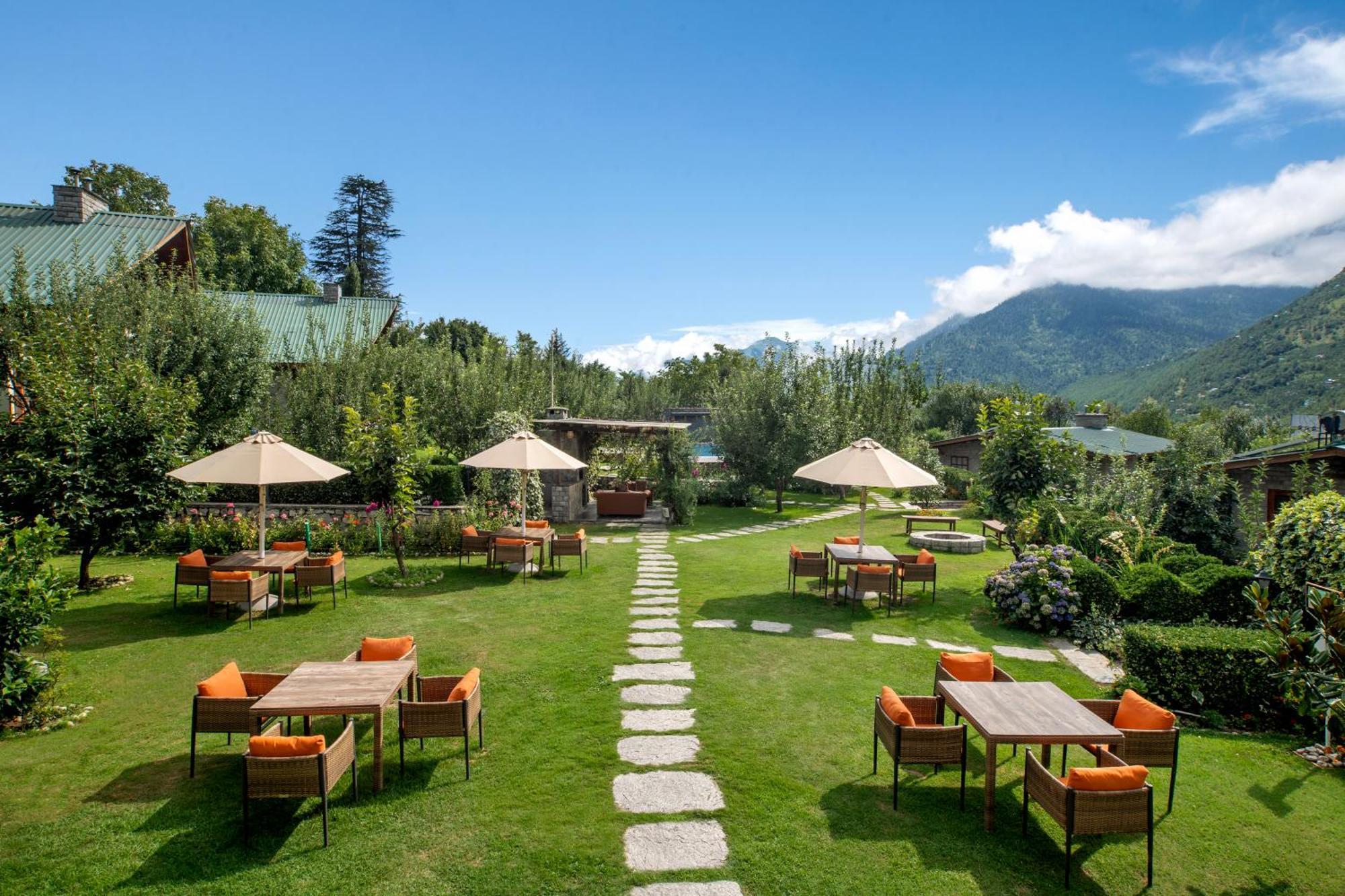 Larisa Resort Manali Exterior photo