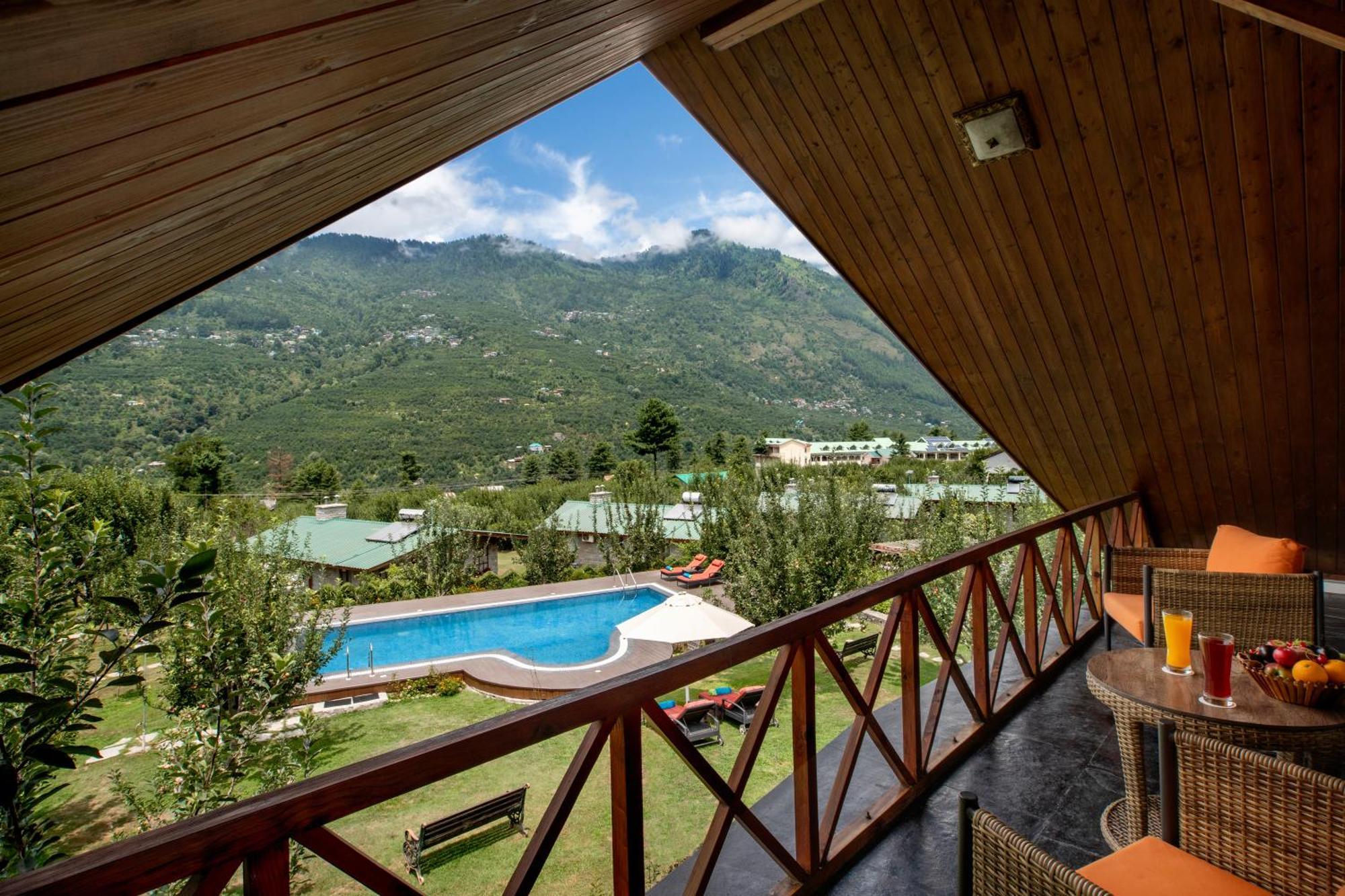 Larisa Resort Manali Exterior photo