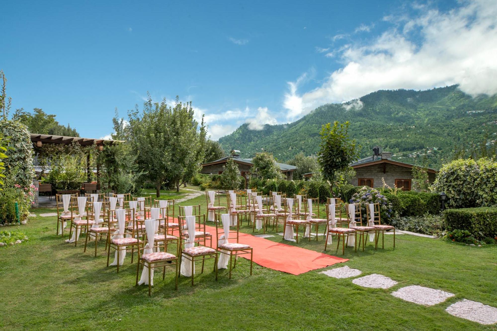 Larisa Resort Manali Exterior photo