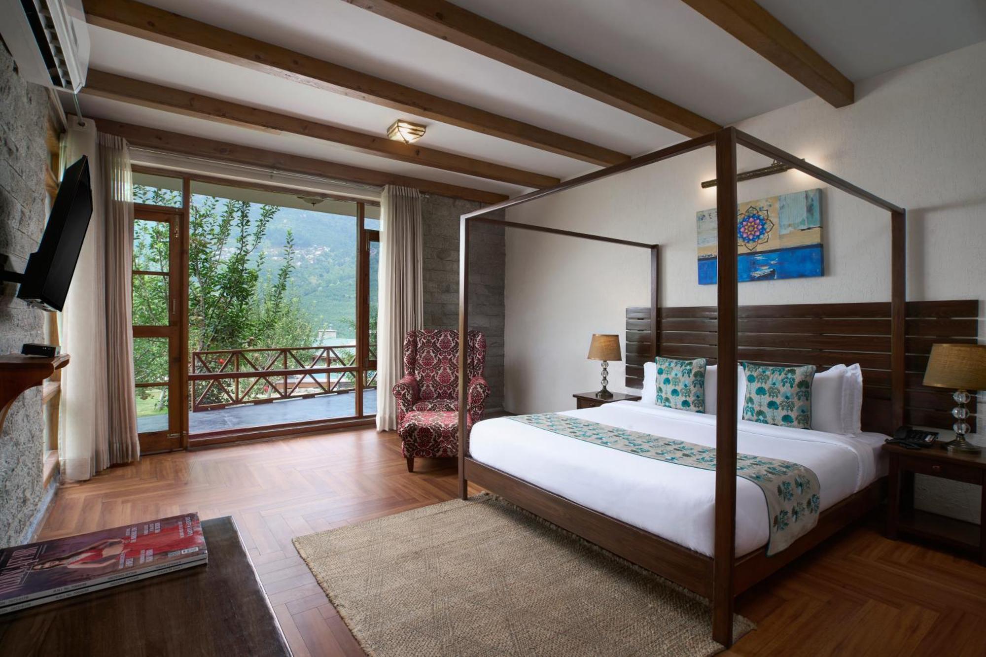 Larisa Resort Manali Exterior photo